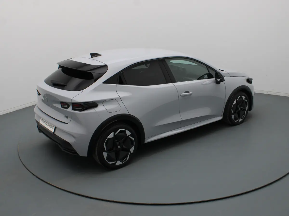 1.8 Hybrid 160pk techno 360° Camera | Adapt. Cruise | Parkeersens. v+a | Stoelverw. | 18" velgen