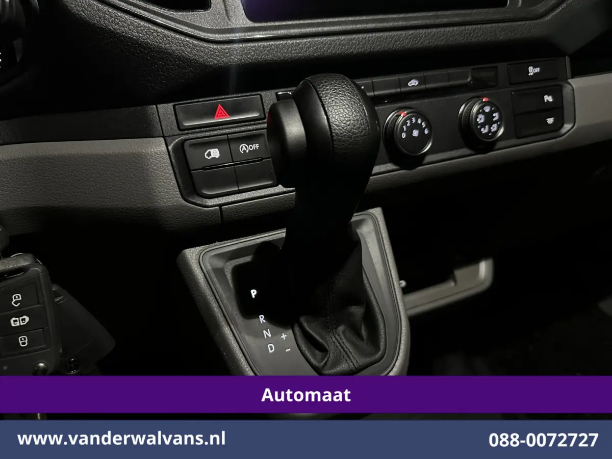 2.0 TDI 141pk Automaat L3H3 L2H2 Euro6 Airco | Camera | Navigatie | Apple Carplay | Adaptieve Cruisecontrol | 3000kg Trekhaak Android Auto, Chauffeursstoel, Tachograaf, Parkeersensoren