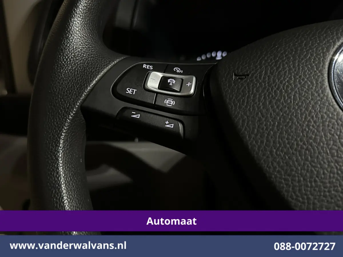 2.0 TDI 141pk Automaat L3H3 L2H2 Euro6 Airco | Camera | Navigatie | Apple Carplay | Adaptieve Cruisecontrol | 3000kg Trekhaak Android Auto, Chauffeursstoel, Tachograaf, Parkeersensoren