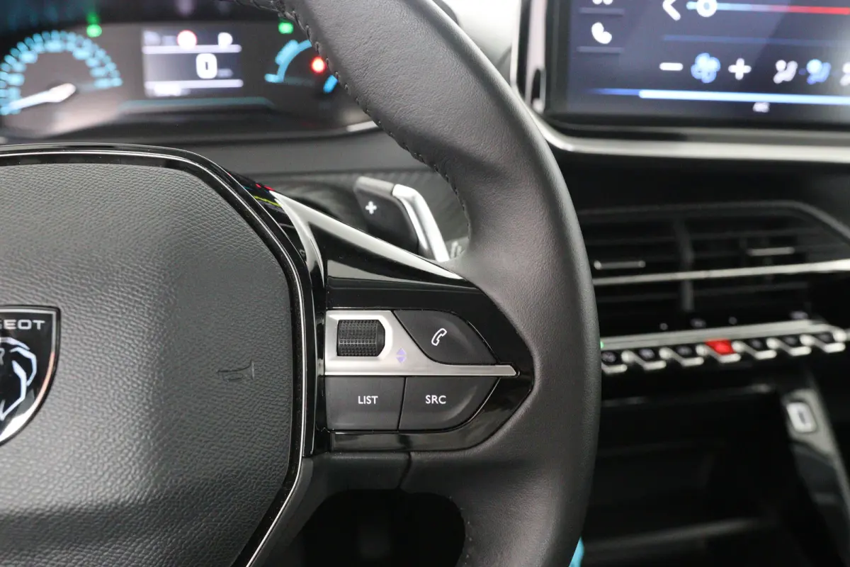 Hybrid 100 e-DCS6 Active | Automaat! | Navi By App | Airco | Cruise Control | LED | DAB | Parkeersensoren