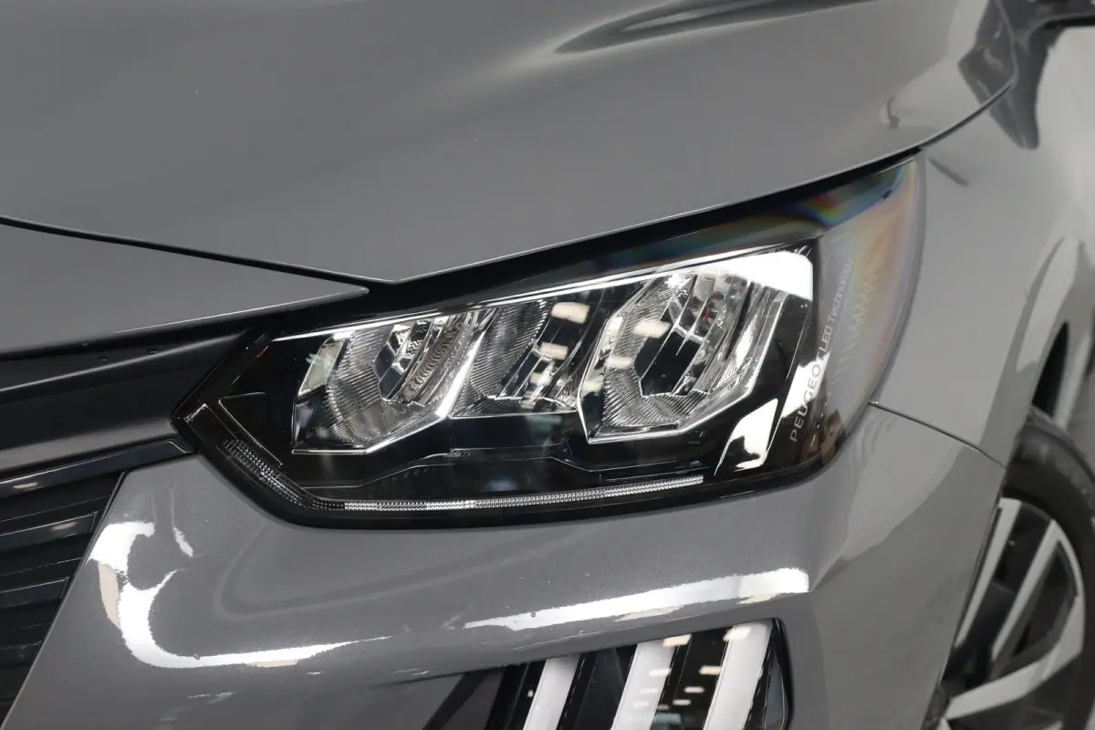 Hybrid 100 e-DCS6 Active | Automaat! | Navi By App | Airco | Cruise Control | LED | DAB | Parkeersensoren