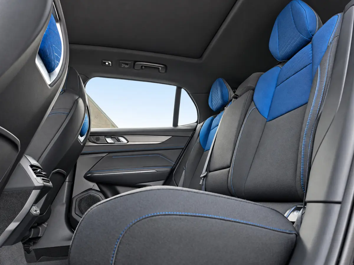 1.5 | 360 Camera |Panorama | Apple Carplay/Android | Navigatie | Led