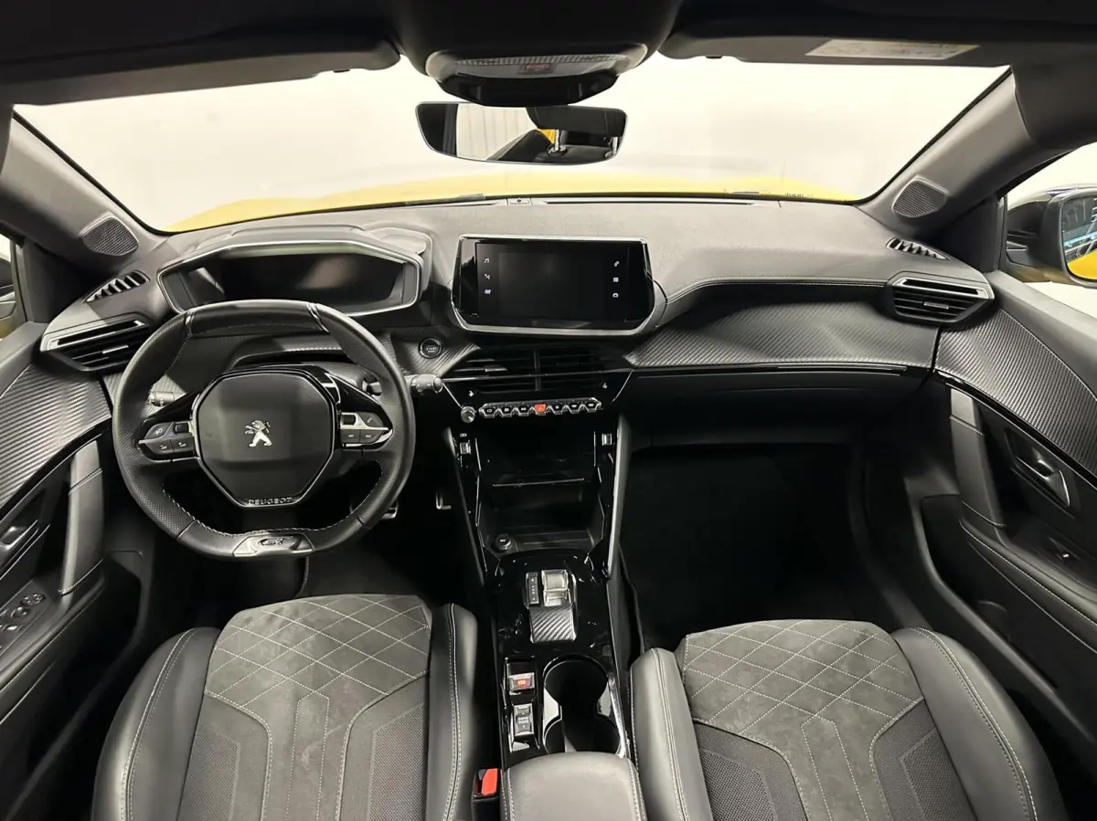 EV GT 350 50 kWh NAVI CARPLAY 13000 KM SOH 100%.