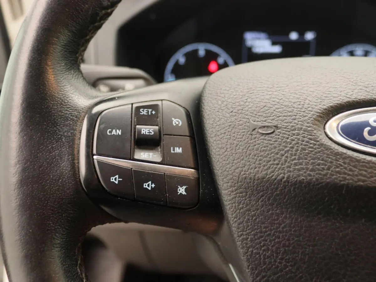 310 2.0 TDCI L2H2 Trend | Airco | Camera | Cruise Control |