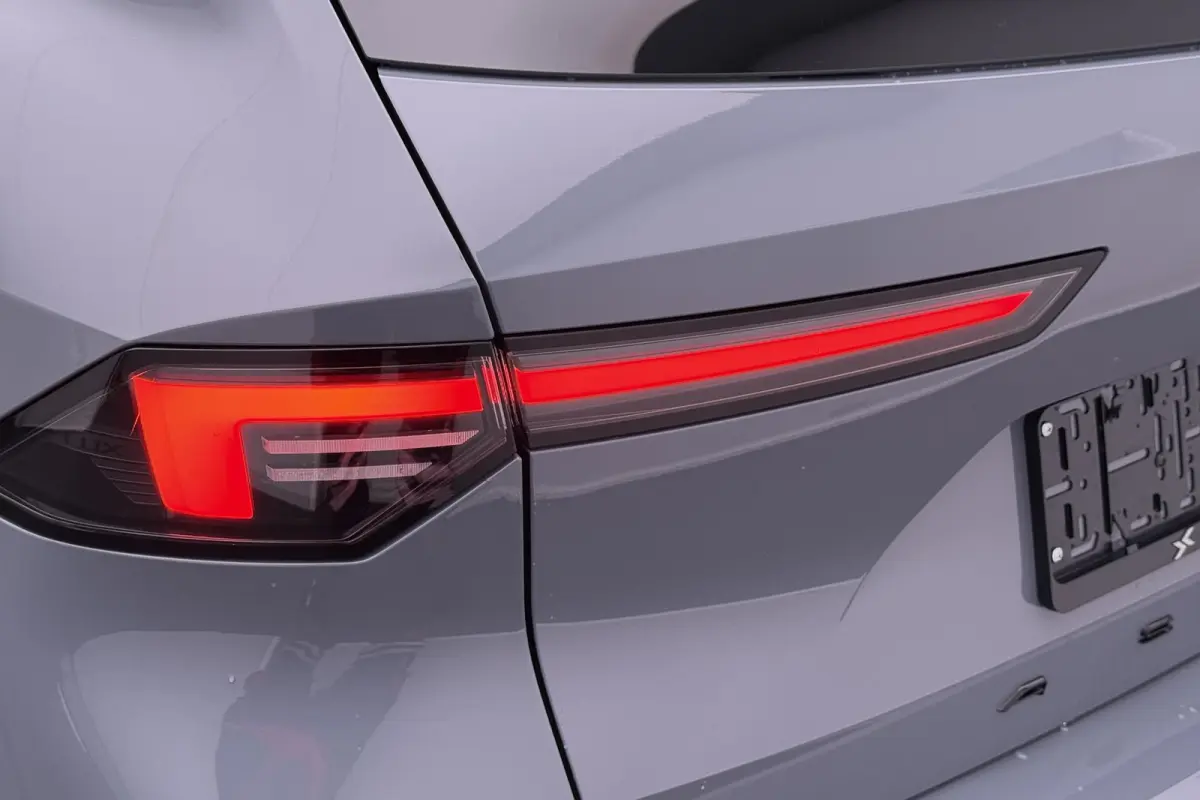 58 kWh Business Edition 2+6 Jaar Garantie / Snel Leverbaar