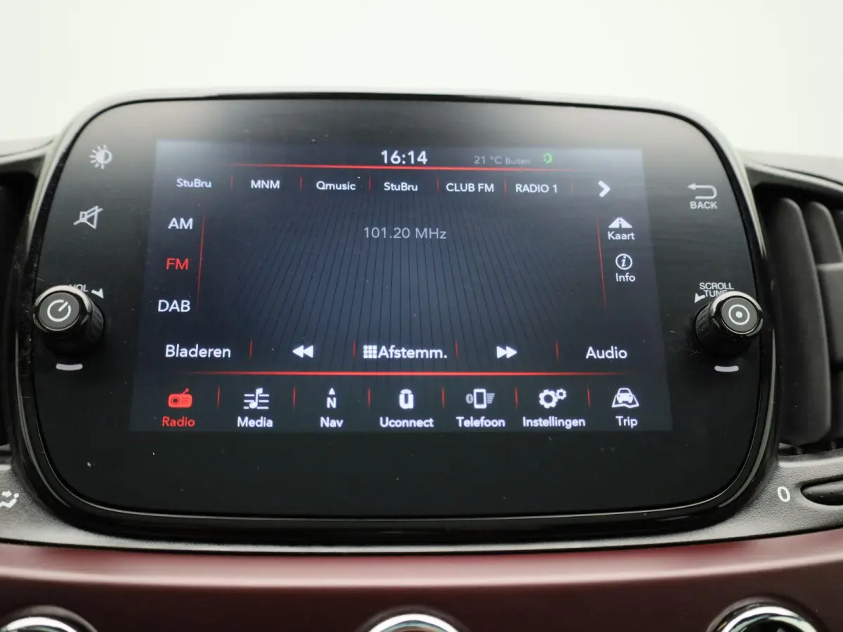 1.0 Hybrid Star | PANORAMADAK | APPLE CARPLAY - ANDROID AUTO | CLIMATE CONTROL | CRUISE CONTROL | NAVIGATIE |