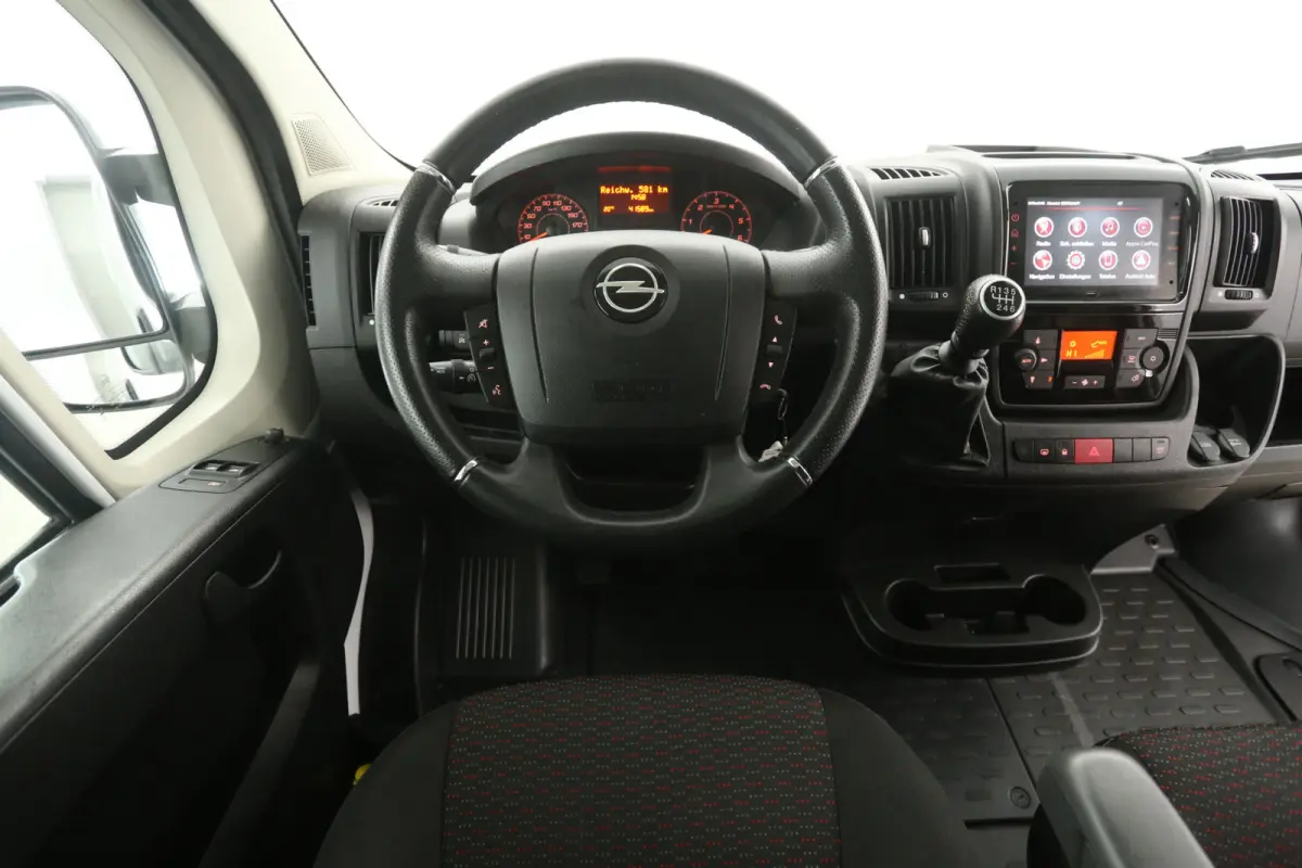 2.2 140PK 3,5t L3H2 | Clima | Camera | Cruise | 3 Zits | Carplay | Parkeersens.