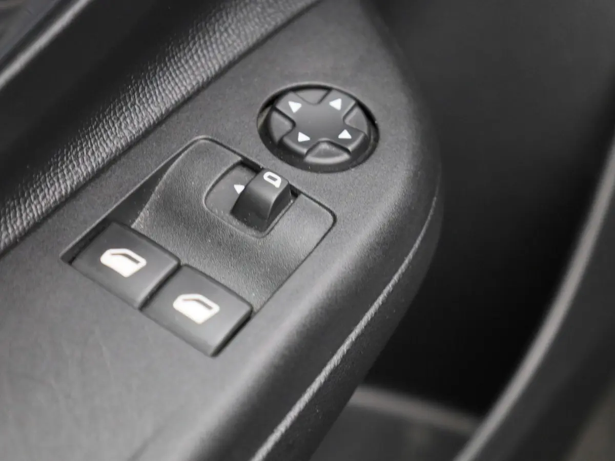 1.2 Edition | APPLE CARPLAY - ANDROID AUTO | AIRCO | LANE ASSIST | CRUISE CONTROL |