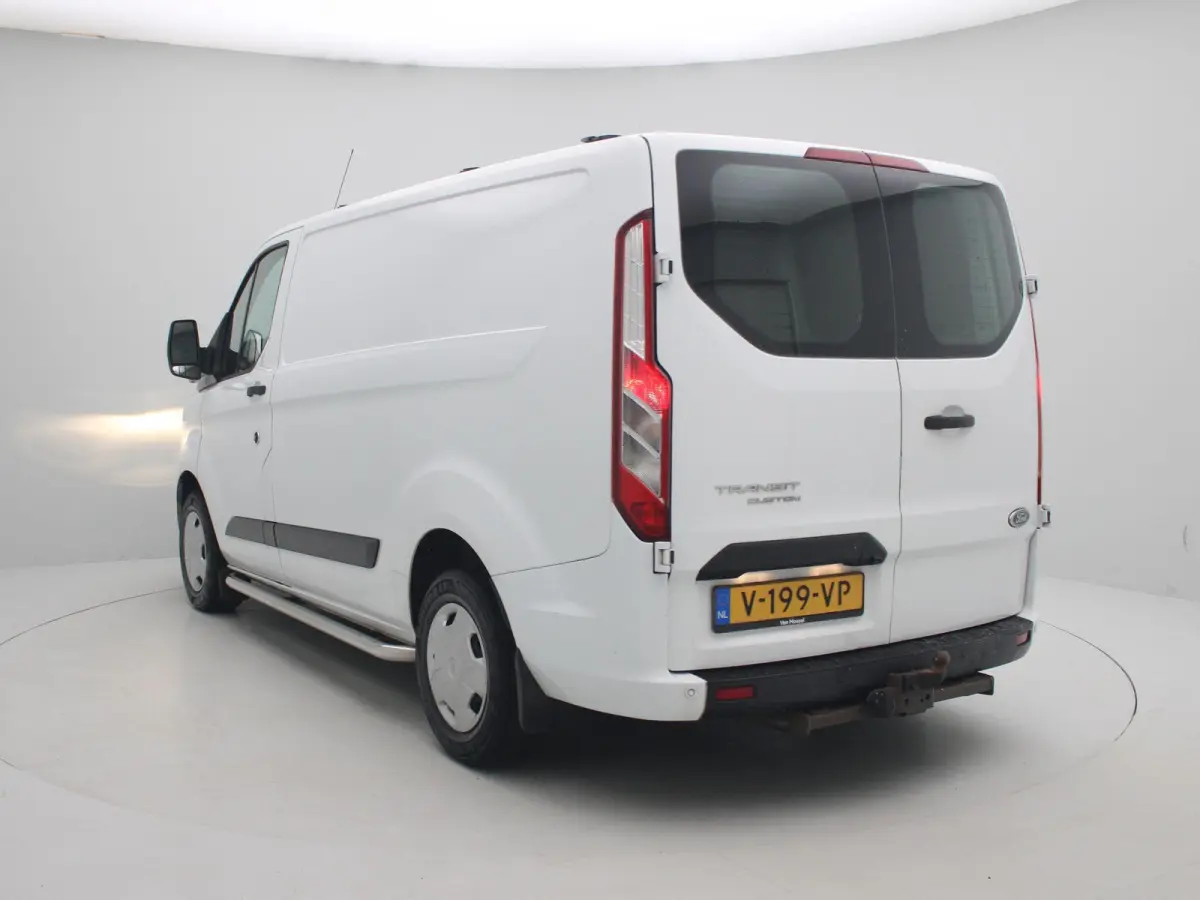 280 2.0 TDCI L1H1 Trend | Stoelverwarming | Voorruitverwarming | Cruise Control | Navigatie |