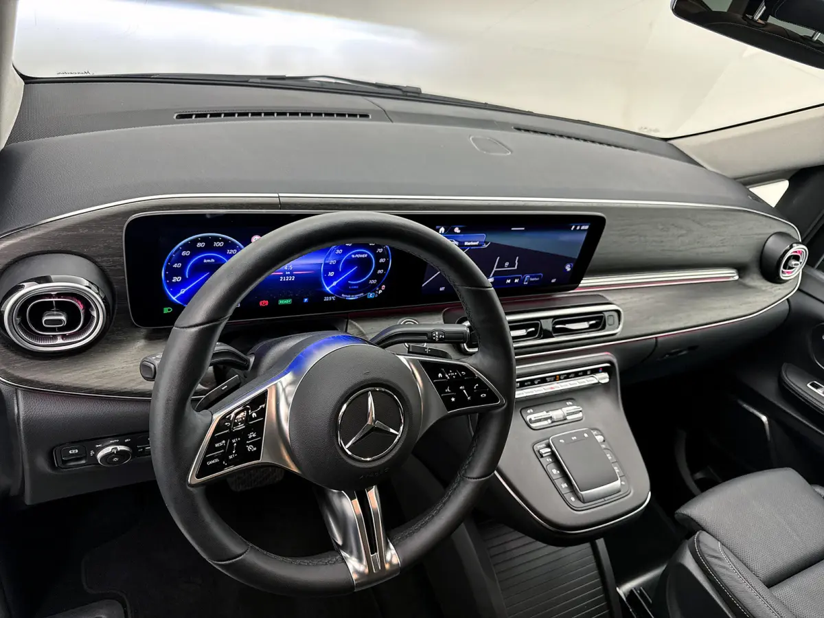 300 L2 90kWh Avantgarde Airmatic-luchtvering Leder Elektrische schuifdeuren