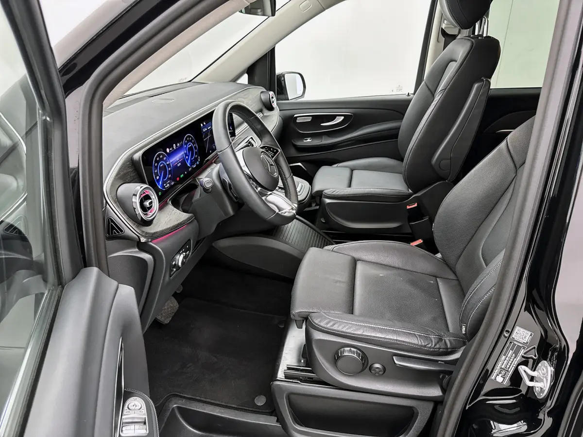 300 L2 90kWh Avantgarde Airmatic-luchtvering Leder Elektrische schuifdeuren