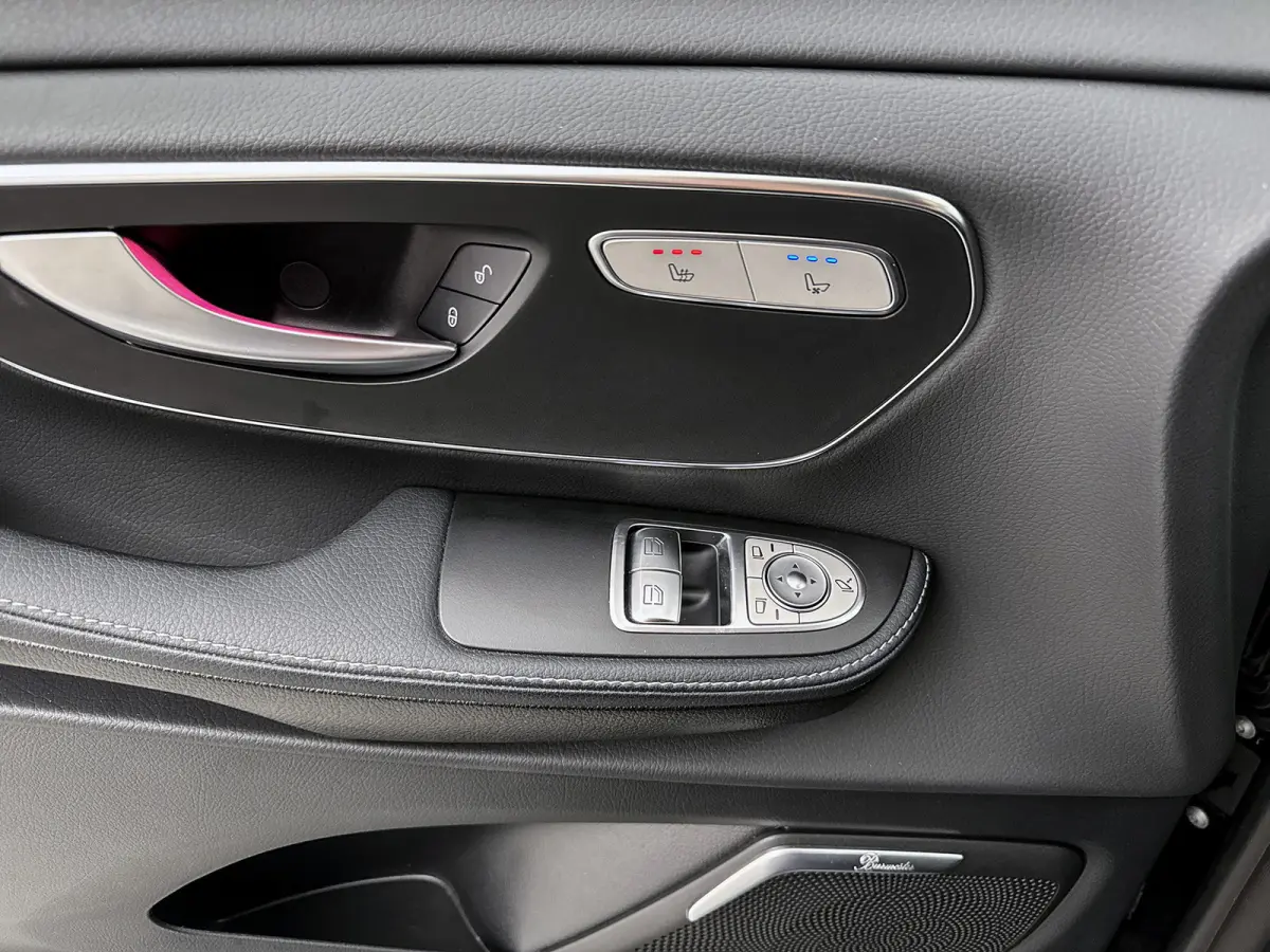 300 L2 90kWh Avantgarde Airmatic-luchtvering Leder Elektrische schuifdeuren