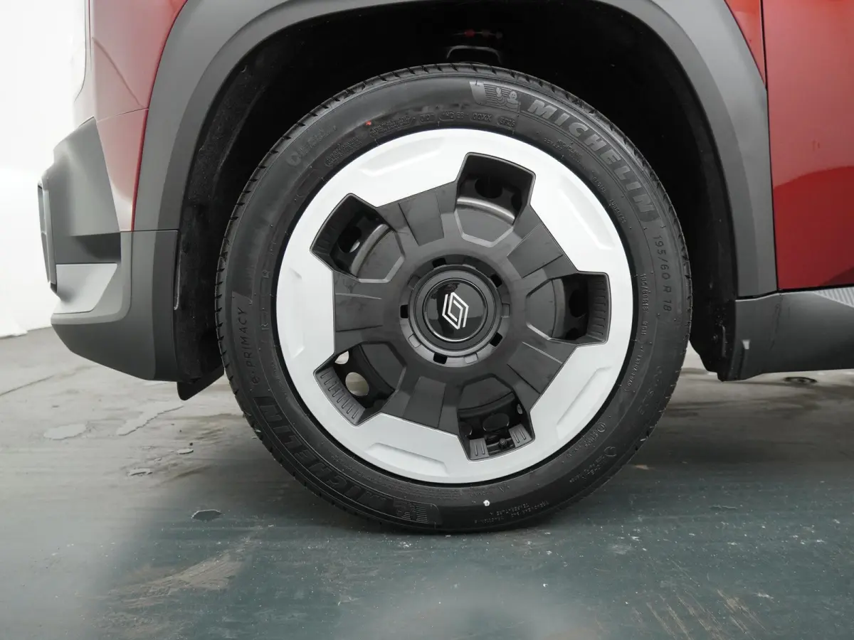 evolution 150 pk comfort range Van | pack winter | zwarte vaste aluminium dakrails |