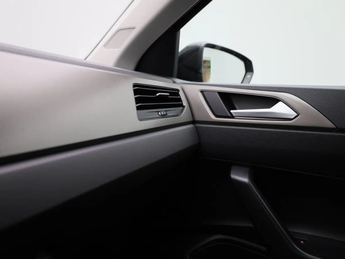 1.0 TSI R-Line Edition | AUTOMAAT | ACHTERUITRIJCAMERA | APPLE CARPLAY - ANDROID AUTO | AIRCO | ADAPTIVE CRUISE CONTROL |
