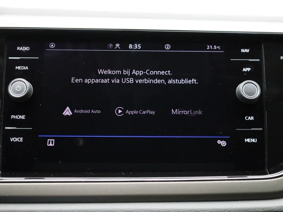 1.0 TSI R-Line Edition | AUTOMAAT | ACHTERUITRIJCAMERA | APPLE CARPLAY - ANDROID AUTO | AIRCO | ADAPTIVE CRUISE CONTROL |