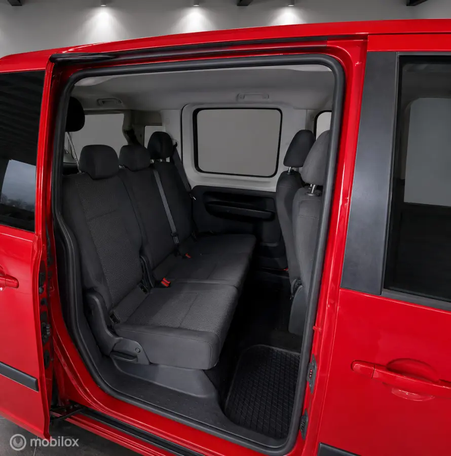 Maxi 1.4 TSI Trendl. AUTOM. Rolstoel uitv. + 5-pers . Trend