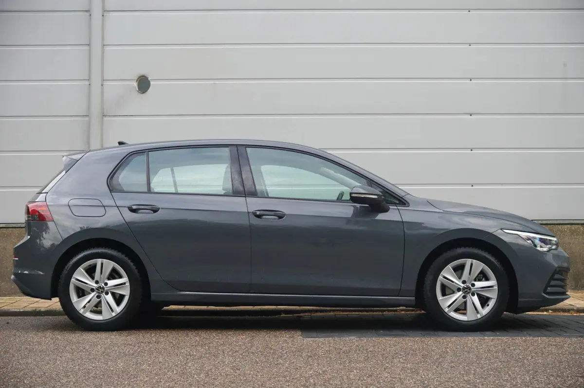 1.0 TSI 110pk Life | Navigatie | Apple Carplay & Android Auto | Adaptive Cruise
