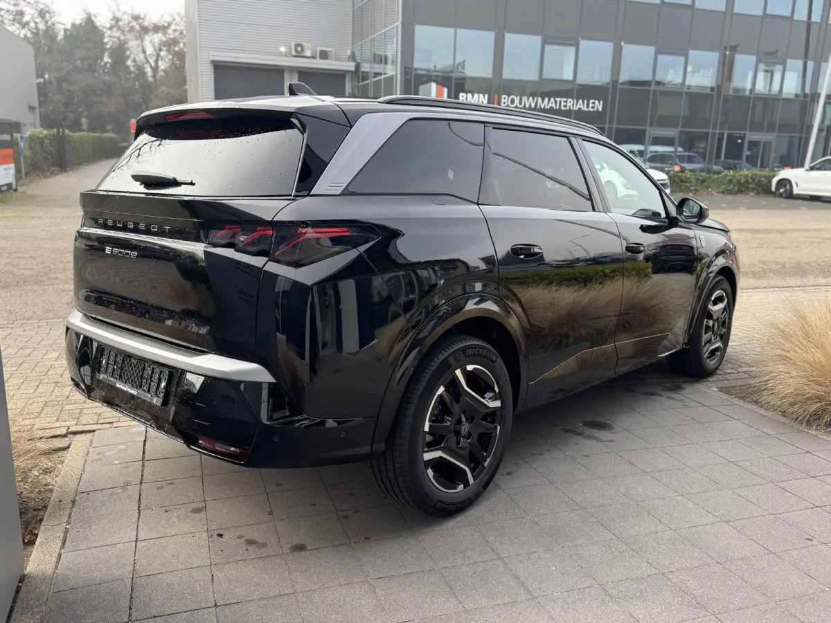 GT Avantage 73 kWh 7p l UIT VOORRAAD NIEUW RIJDEN l MASSAGE | E ACHTERKLEP | MEGA KORTING!