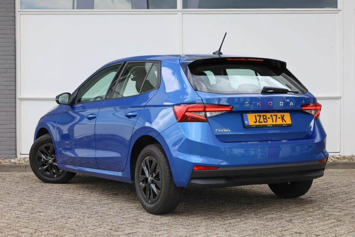 1.0 TSI 95pk Business Edition | Achteruitrijcamera | Cruise Control | Stoelverwarming
