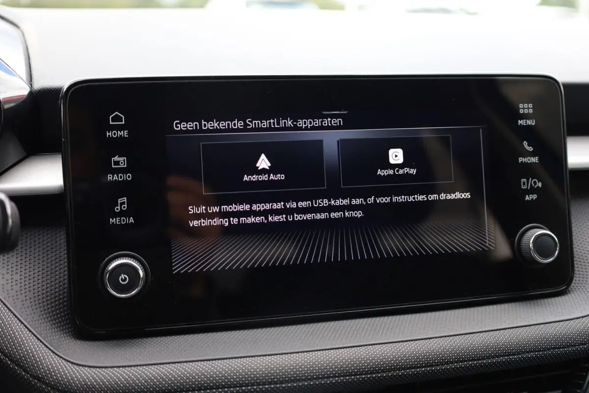 1.0 TSI 95pk Business Edition | Achteruitrijcamera | Cruise Control | Stoelverwarming
