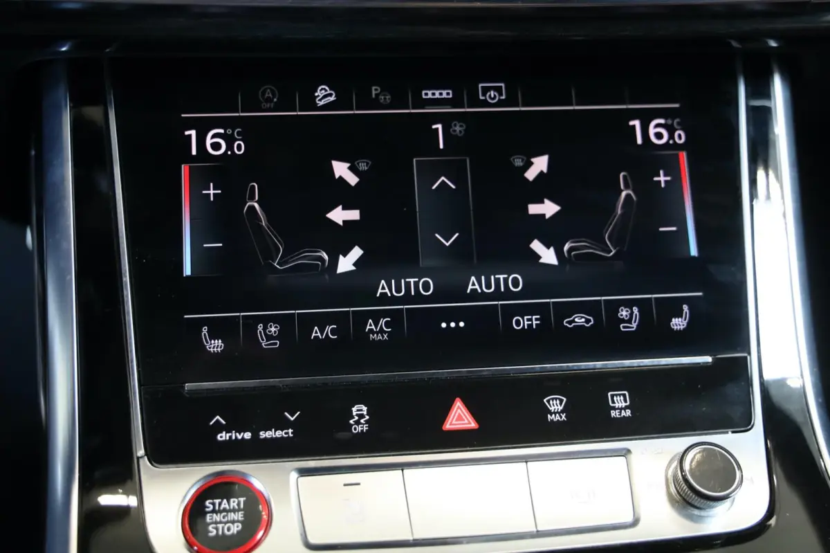 4.0 TFSI SQ8 QUATTRO MATRIX LED RED LEDER INTERIOR CAMERA 23" VELGEN B&O LEASE / INRUIL MOGELIJK