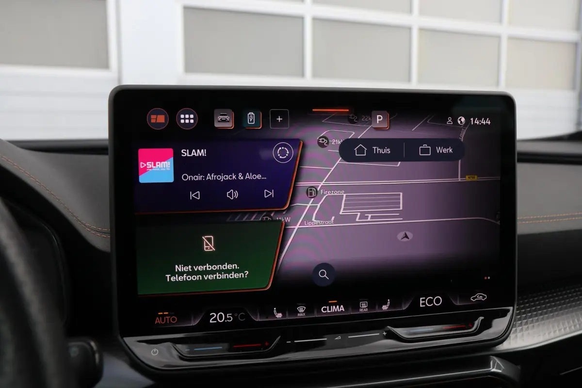 1.5 TSI 272pk e-Hybrid VZ Performance | SoH 100% | Panoramadak | Sennheiser | Stoelverwarming | 360 Camera | Navigatie