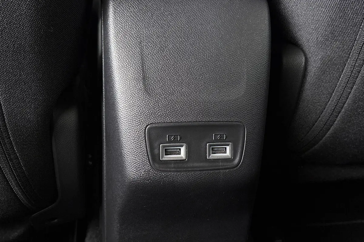 EV Allure Pack 50 kWh Stoelverwarming Camera Apple CarPlay