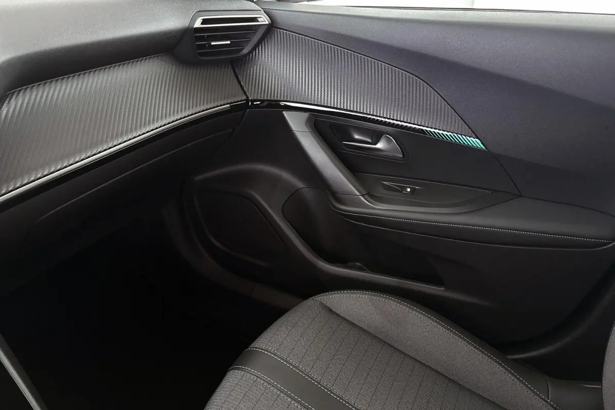 EV Allure Pack 50 kWh Stoelverwarming Camera Apple CarPlay