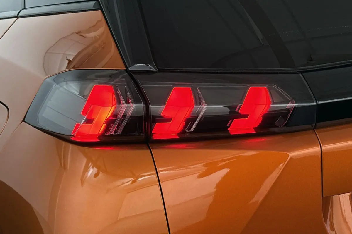 EV Allure Pack 50 kWh Stoelverwarming Camera Apple CarPlay