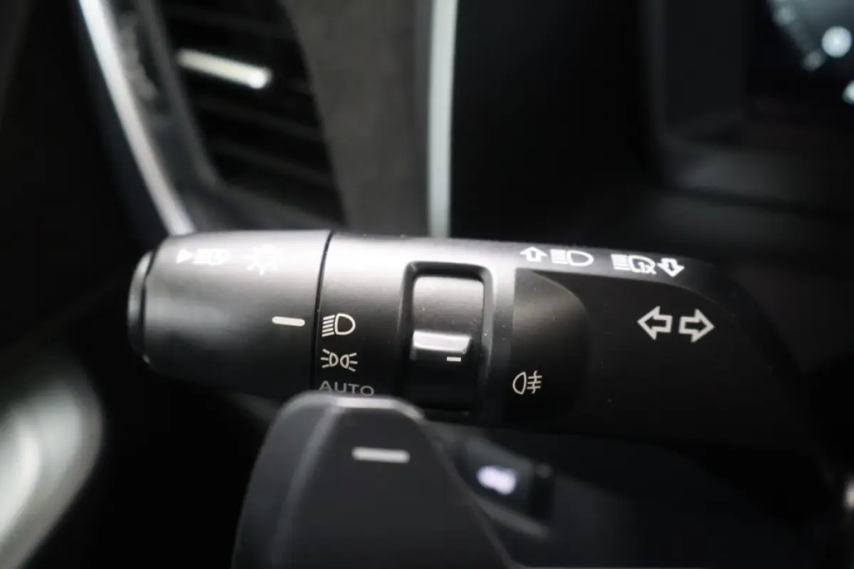 1.3 MHEV X Tekna Plus + | Pano