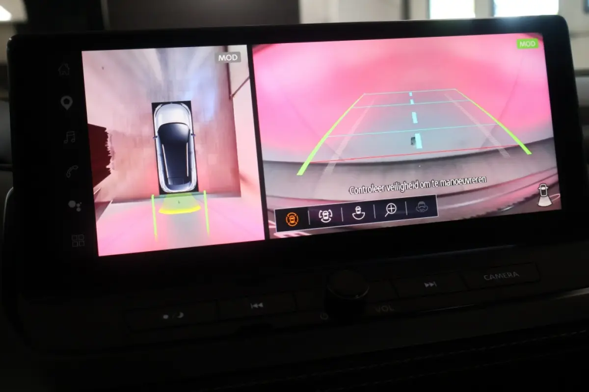 1.3 MHEV X Tekna Plus + | Pano