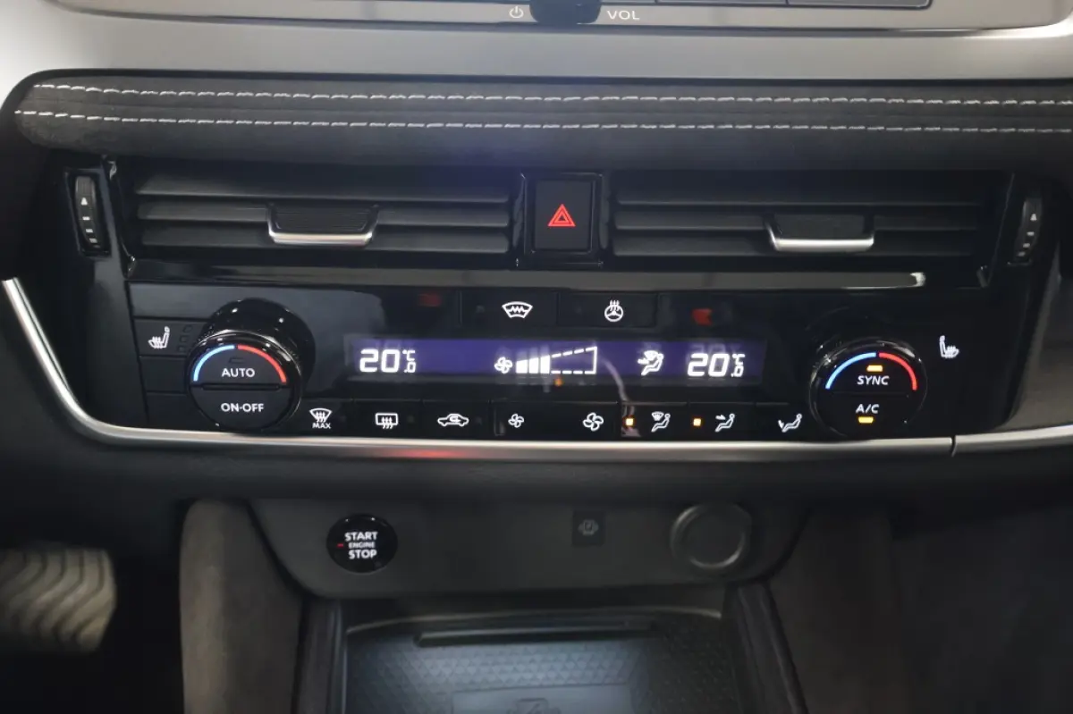 1.3 MHEV X Tekna Plus + | Pano