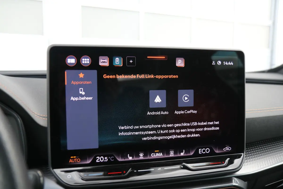 1.5 TSI 272pk e-Hybrid VZ Performance | SoH 98% | Panoramadak | Sennheiser | Stoelverwarming | 360 Camera | Navigatie