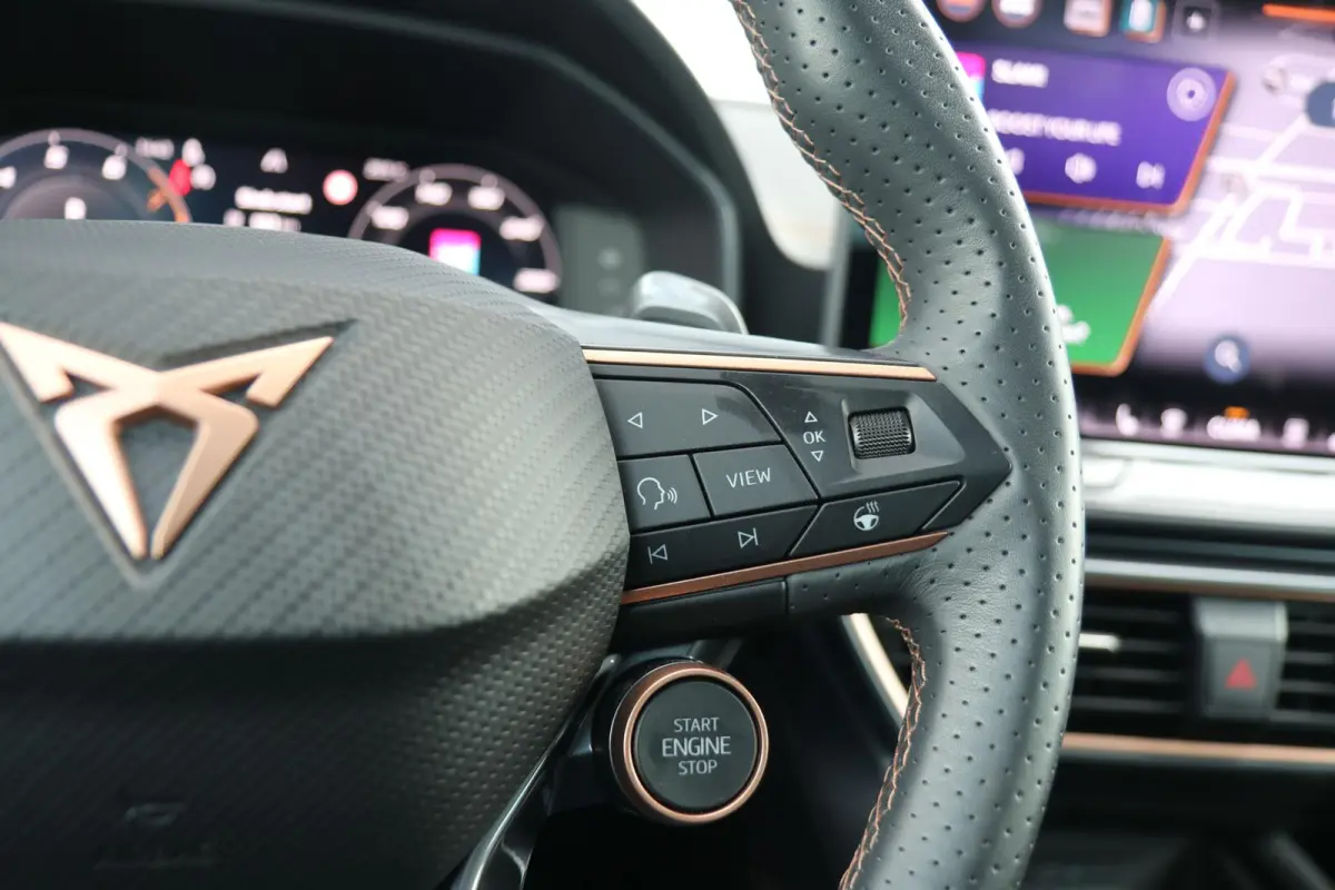 1.5 TSI 272pk e-Hybrid VZ Performance | SoH 98% | Panoramadak | Sennheiser | Stoelverwarming | 360 Camera | Navigatie