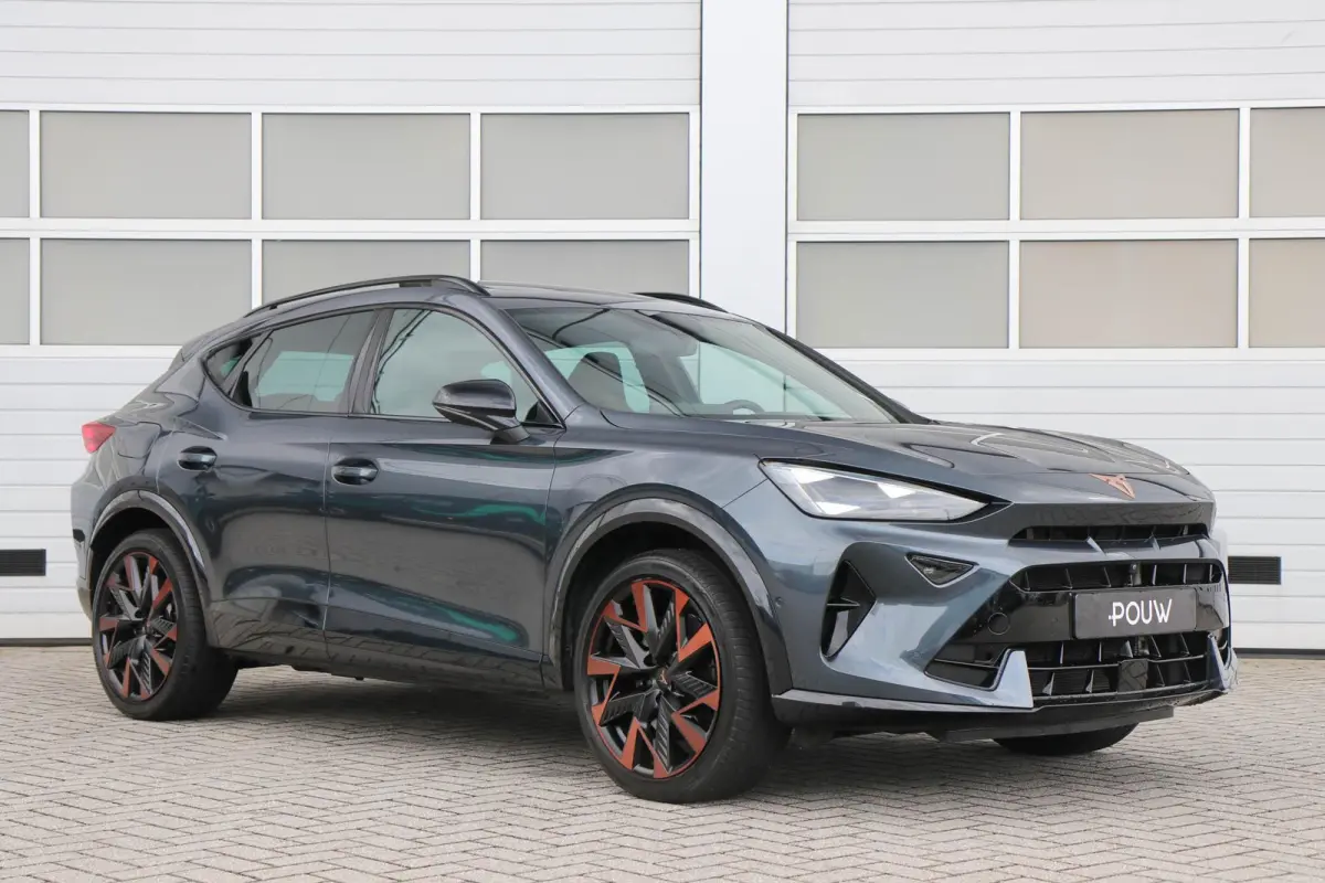 1.5 TSI 272pk e-Hybrid VZ Performance | SoH 98% | Panoramadak | Sennheiser | Stoelverwarming | 360 Camera | Navigatie