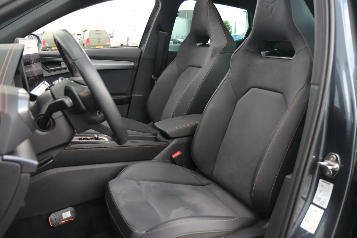 1.5 TSI e-Hybrid 272pk VZ Performance | SoH 99% | Panoramadak | Sennheiser | Stoelverwarming | 360 Camera | Navigatie