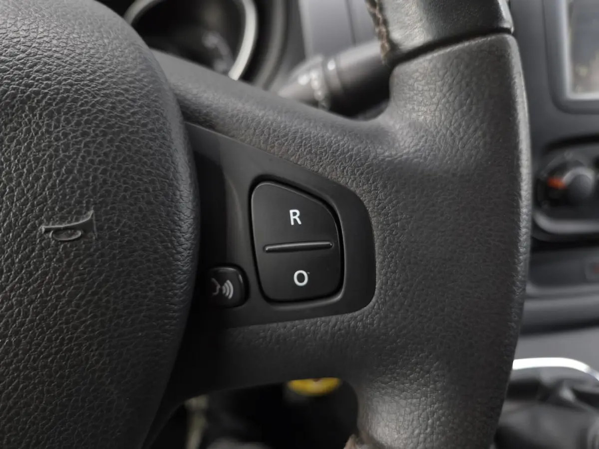 1.6 CDTI L2H1 DC Airco Cruise Navi Trekh 140pk