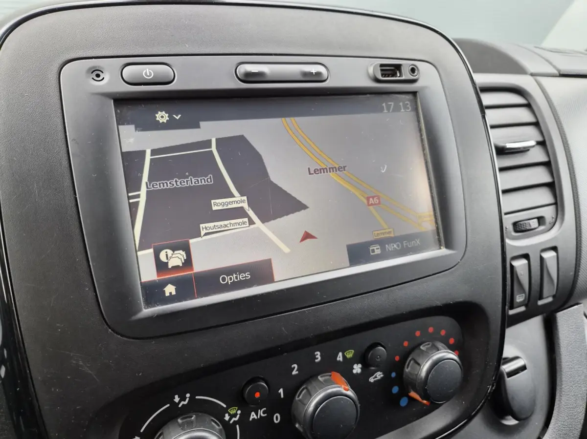 1.6 CDTI L2H1 DC Airco Cruise Navi Trekh 140pk