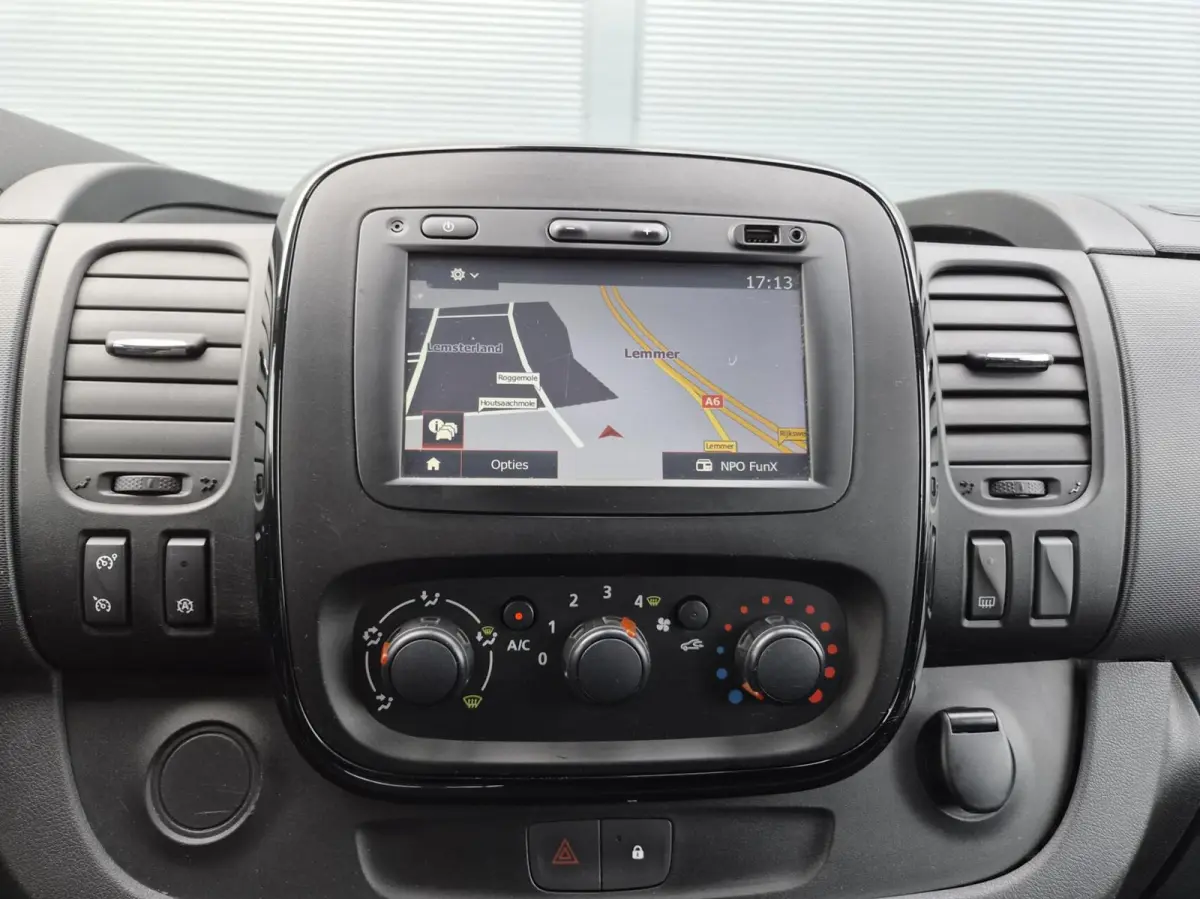 1.6 CDTI L2H1 DC Airco Cruise Navi Trekh 140pk