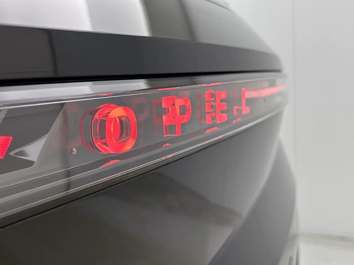 1.2 Turbo Hybrid GS Automaat | Pano | LMV | Head-up Display | Camera | Elektr kofferklep