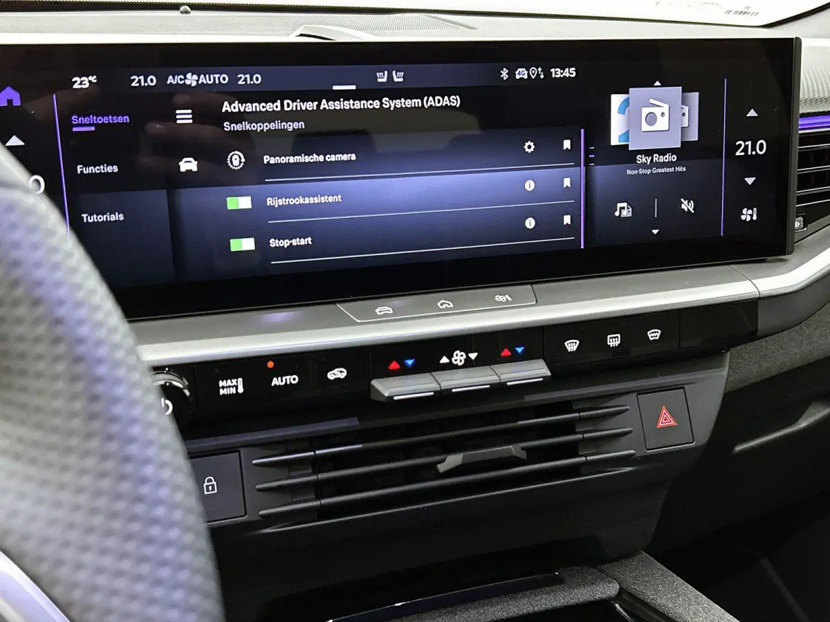1.2 Turbo Hybrid GS Automaat | Pano | LMV | Head-up Display | Camera | Elektr kofferklep