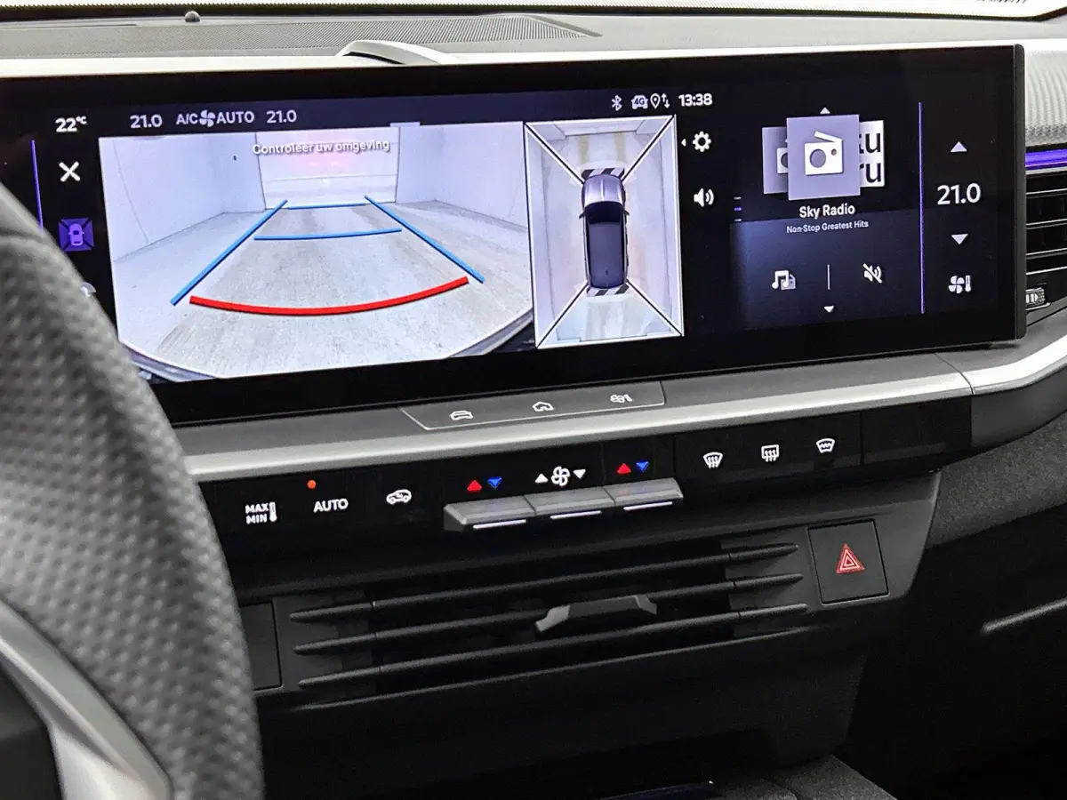 1.2 Turbo Hybrid GS Automaat | Pano | LMV | Head-up Display | Camera | Elektr kofferklep