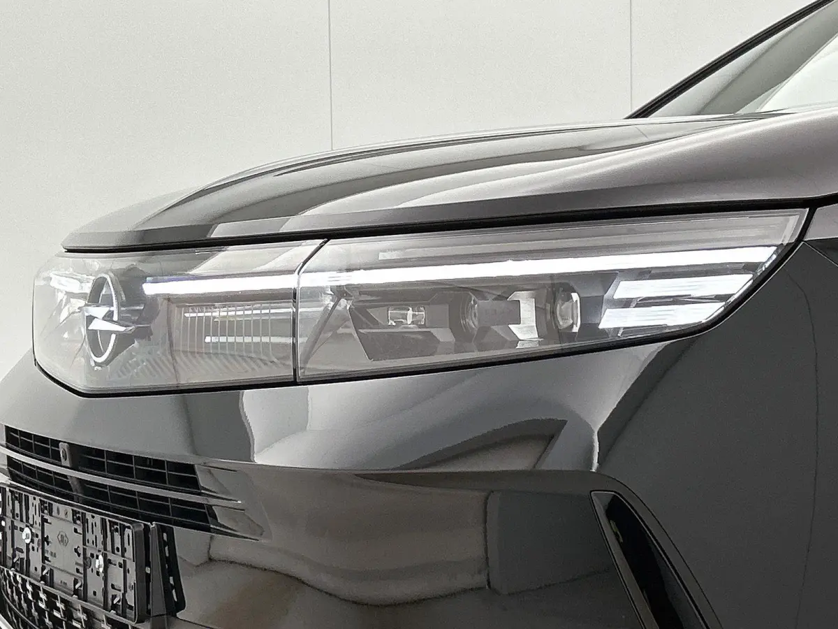 1.2 Turbo Hybrid GS Automaat | Pano | LMV | Head-up Display | Camera | Elektr kofferklep