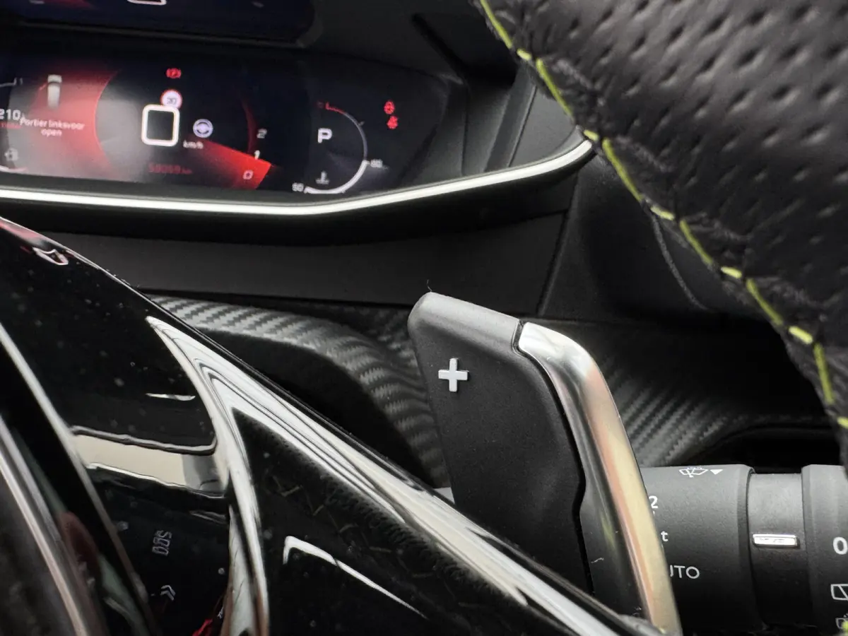 PureTech 130 Automaat GT-Line | Trekhaak afneembaar | Schuifdak | Adaptive Cruise Control | Keyless | Carplay/Android Auto | Climate Control |