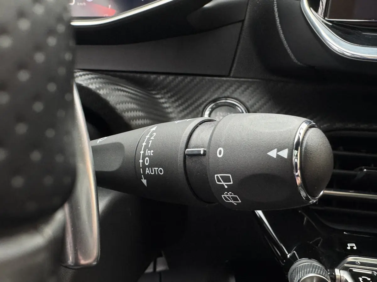 PureTech 130 Automaat GT-Line | Trekhaak afneembaar | Schuifdak | Adaptive Cruise Control | Keyless | Carplay/Android Auto | Climate Control |