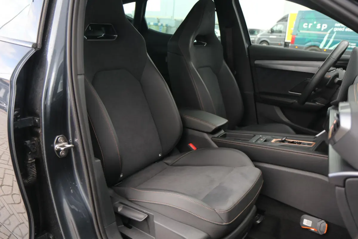 1.5 TSI e-Hybrid 272pk VZ Performance | SoH 97% | Panoramadak | Sennheiser | Stoelverwarming | 360 Camera | Navigatie