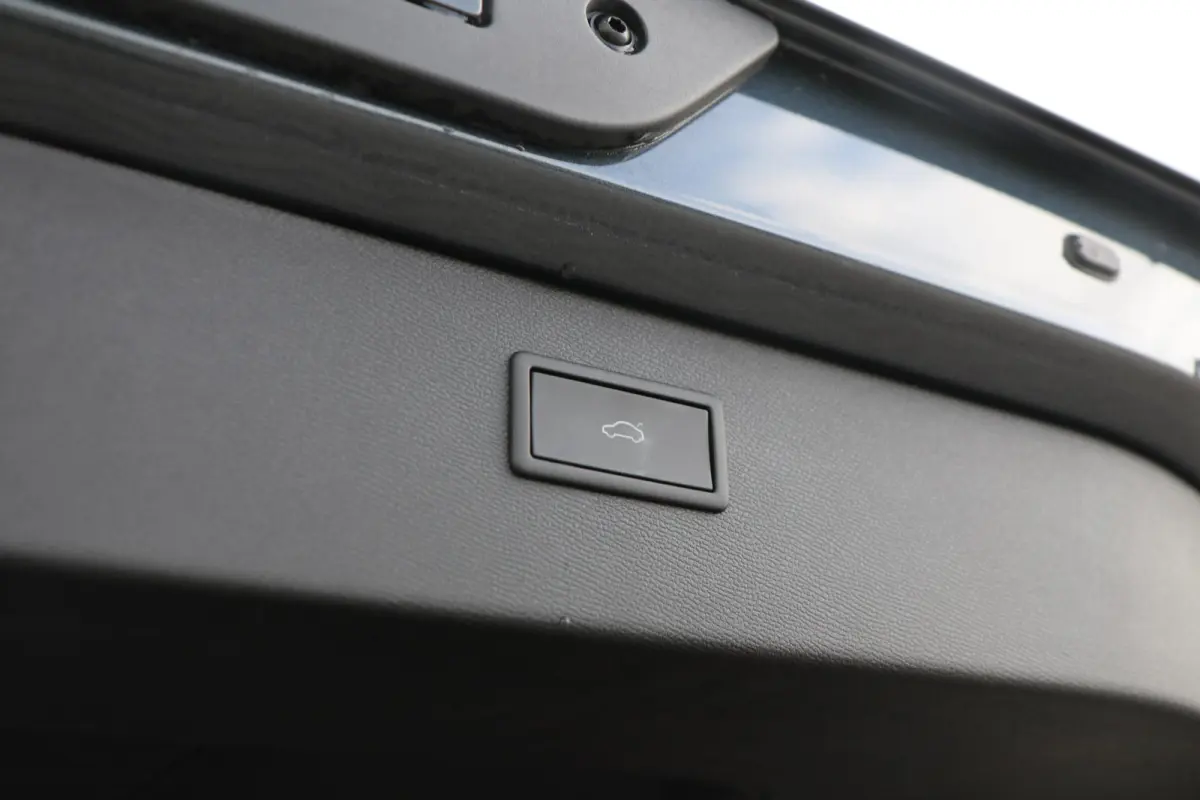 1.5 TSI e-Hybrid 272pk VZ Performance | SoH 97% | Panoramadak | Sennheiser | Stoelverwarming | 360 Camera | Navigatie