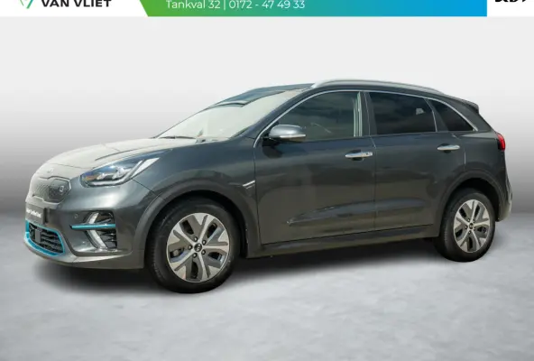 DynamicPlusLine 64 kWh |Stoel en stuurverwarming | Schuif/-kanteldak | Achteruitrijcamera | Navigatie | Carplay | PDC voor & achter | Achteruitrijcamera
