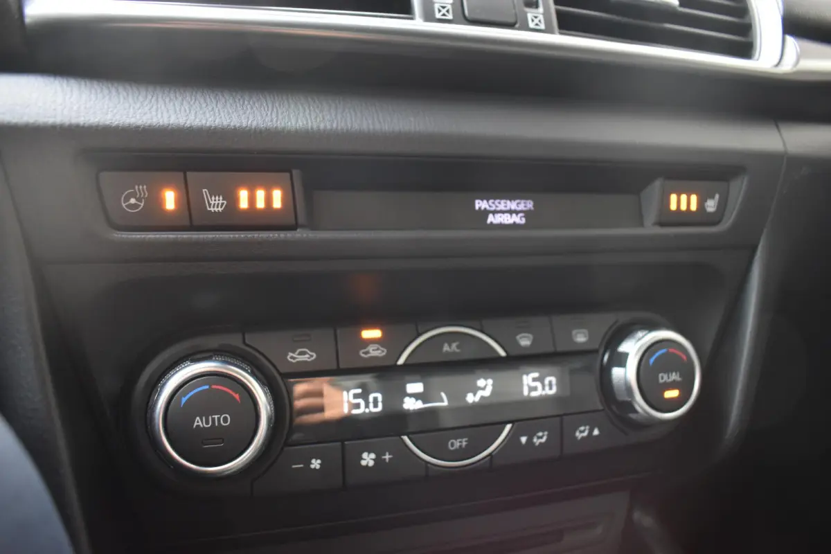 2.0 SkyActiv-G 120 GT-M LEDER LED LMV NAVI
