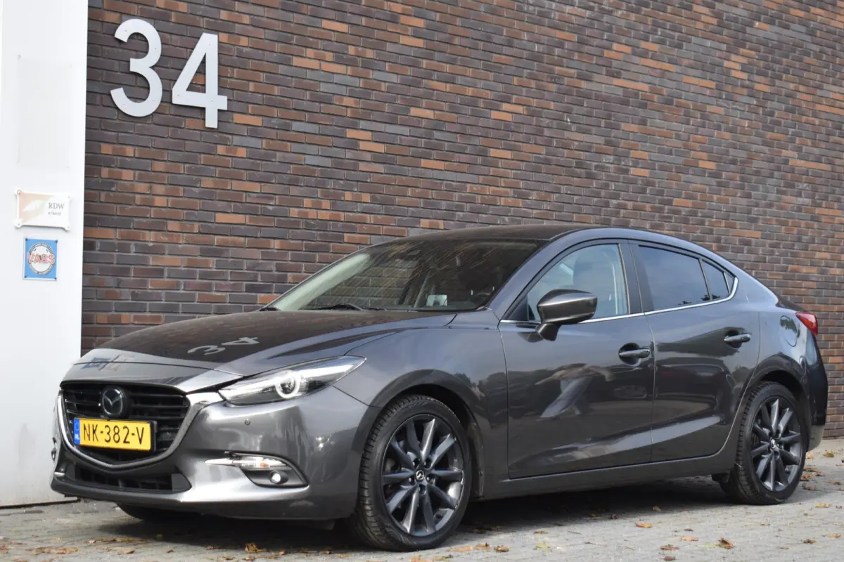 2.0 SkyActiv-G 120 GT-M LEDER LED LMV NAVI